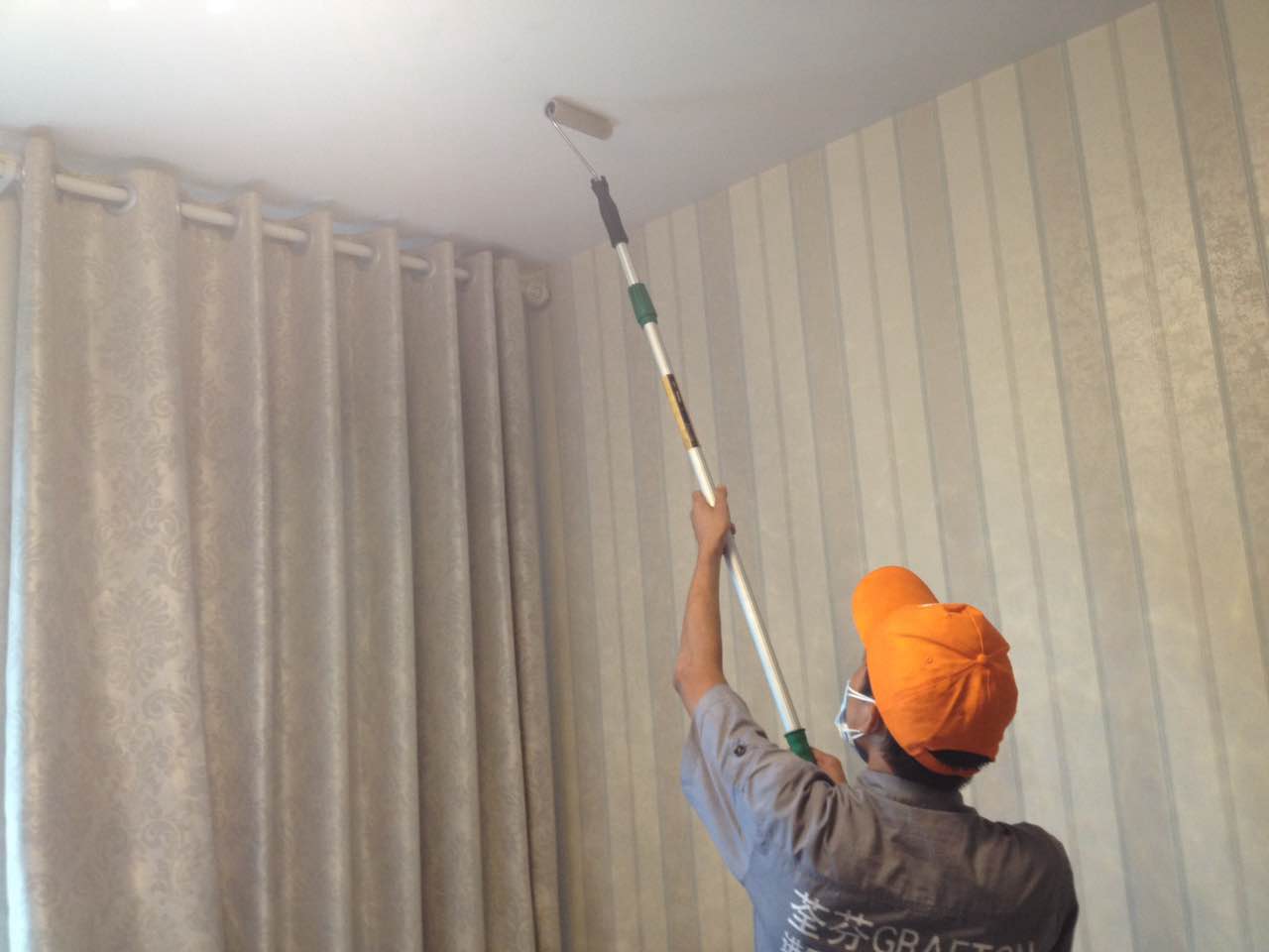 臥室頂面滾筒全方位施工 臥室頂面滾筒全方位施工