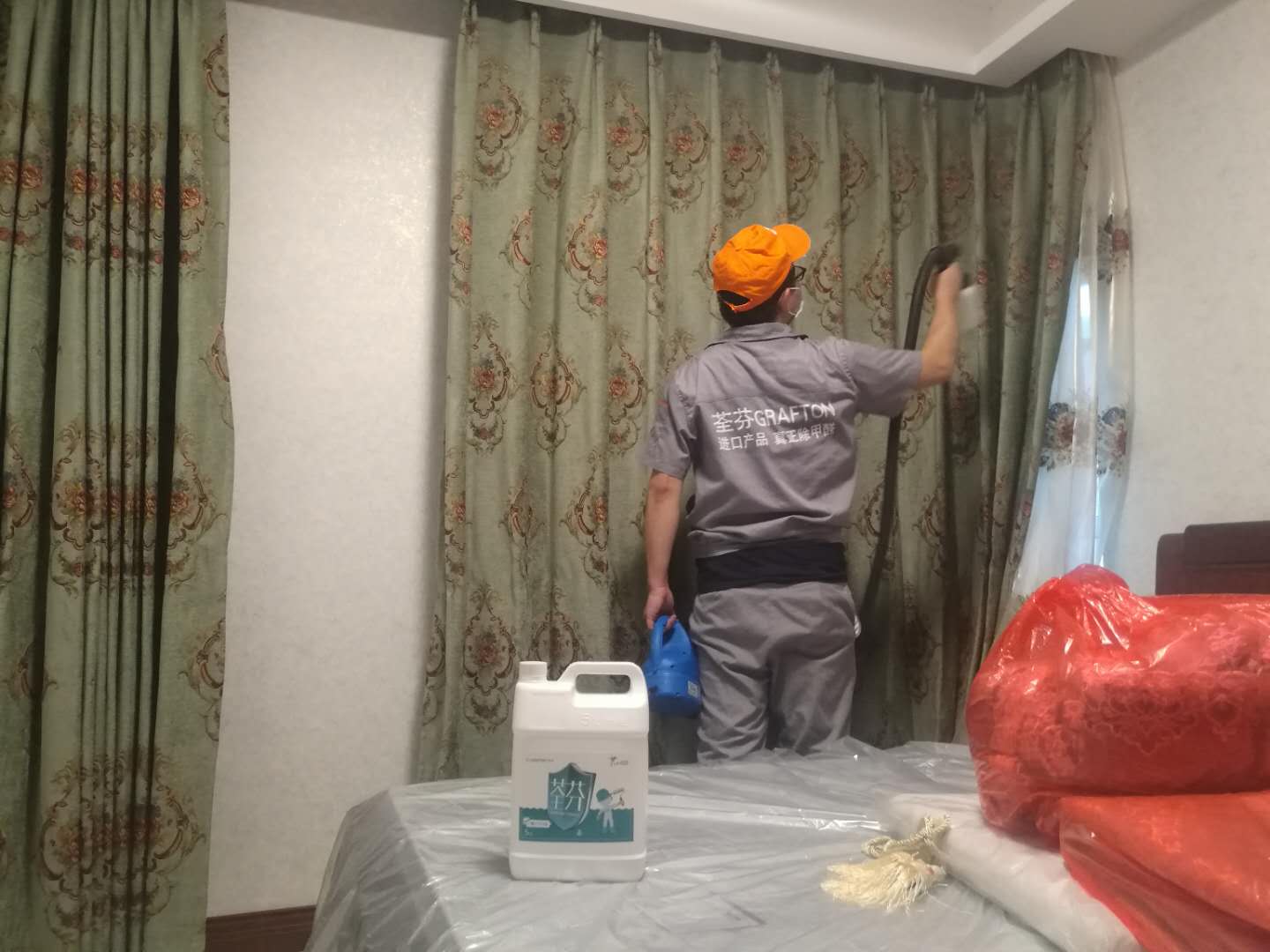 臥室窗簾布藝噴涂施工 臥室窗簾布藝噴涂施工