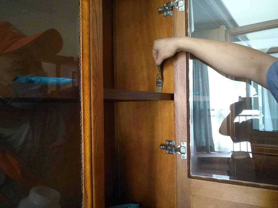 木柜縫隙刷子精細化處理 木柜縫隙刷子精細化處理