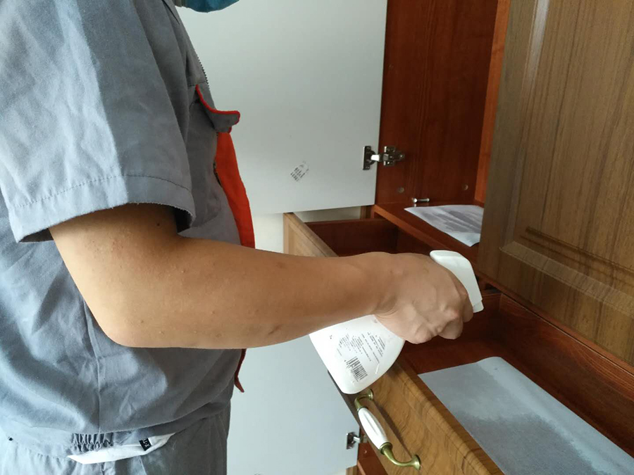 柜子抽屜放入紙張重點噴涂 柜子抽屜放入紙張重點噴涂