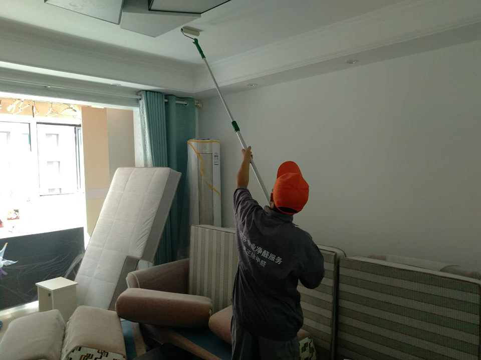 客廳頂面滾筒全方位施工 客廳頂面滾筒全方位施工