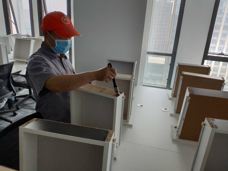 木柜抽屜刷子精細(xì)化施工治理 木柜抽屜刷子精細(xì)化施工治理