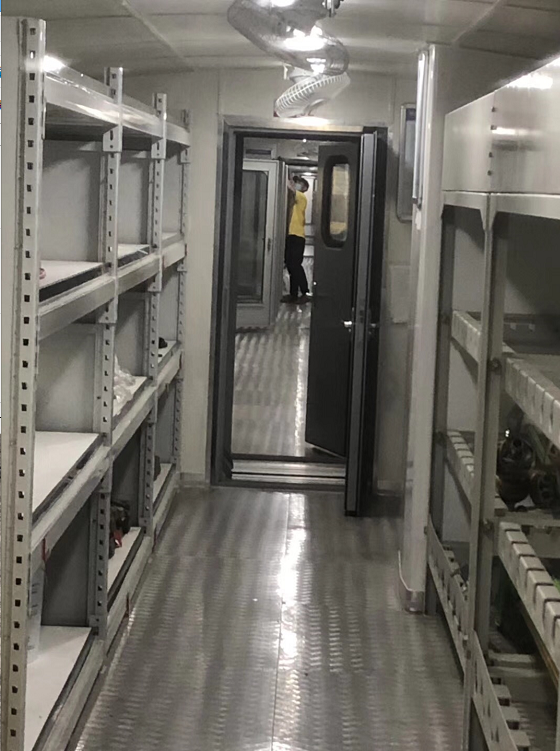 車內過道噴涂施工 車內過道噴涂施工