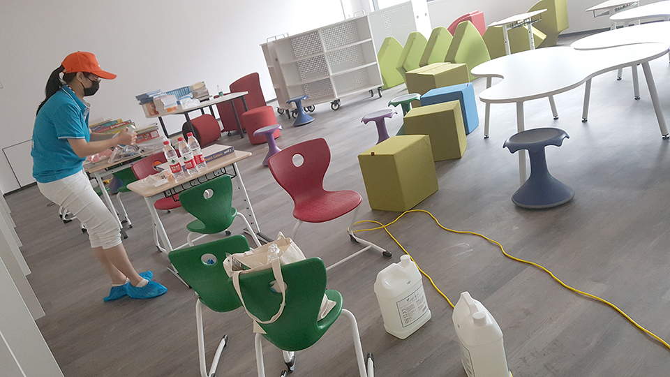 教室桌椅全方位噴涂治理甲醛 教室桌椅全方位噴涂治理甲醛