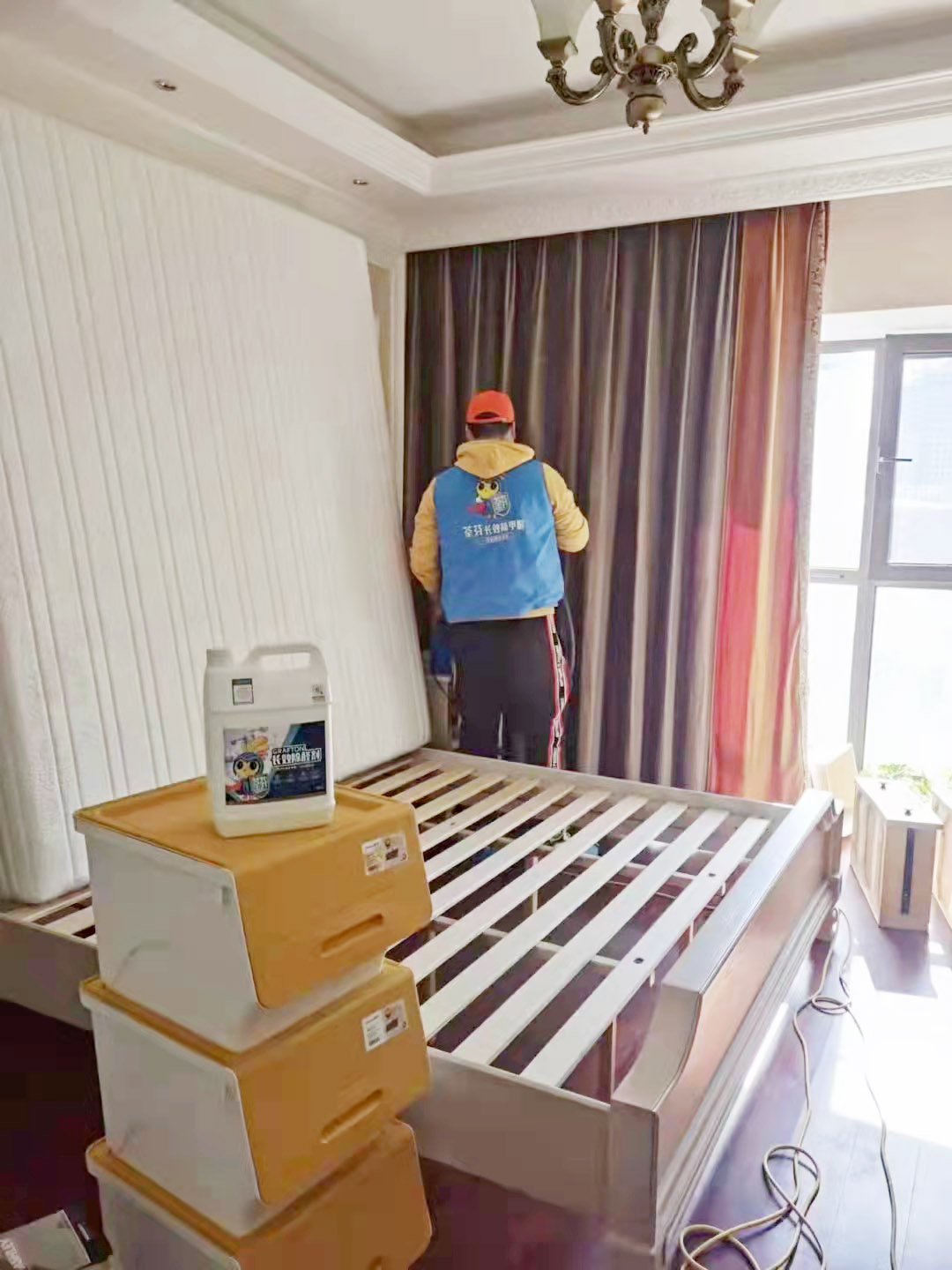 臥室床墊窗簾噴槍施工 臥室床墊窗簾噴槍施工